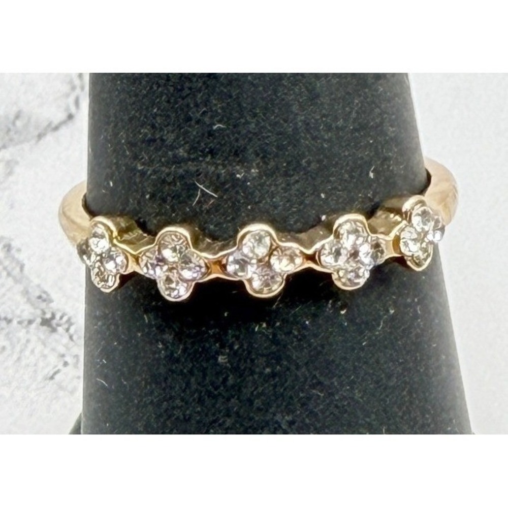 Dainty Gold Floralβ Ring Clear Stone Band Size 7.5 Stackable New WATCH VIDEO